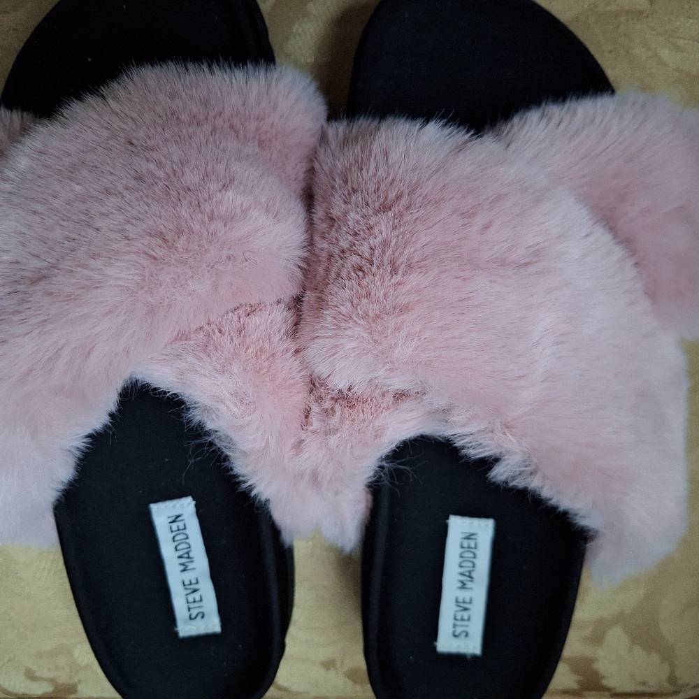 Steve Madden Blush Faux Fur Slide Sandals